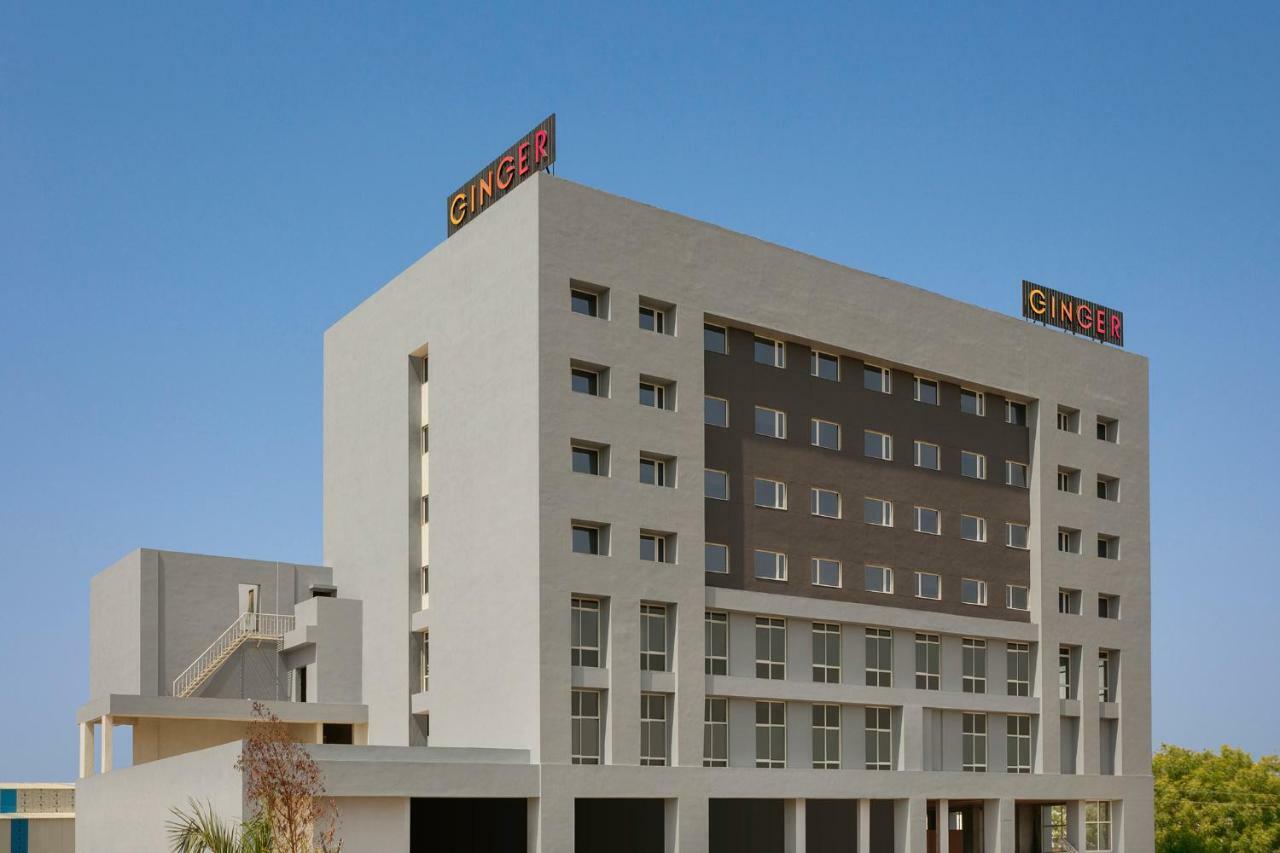 Ginger Sanand Hotell Exteriör bild